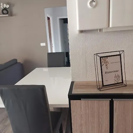 Apartamento Souvenirs De Provence T2 Neuf Avec Loggia Digne-les-Bains Exterior foto
